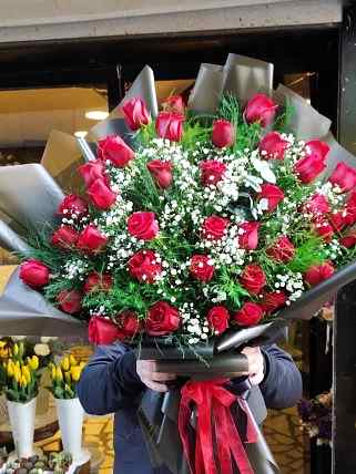 40 Kırmızı Güllü Yatay Buket