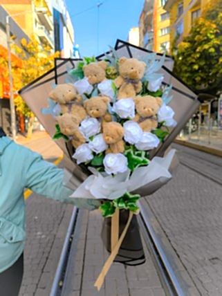 Beyaz Gül & Tatlı Ayıcık Buketi